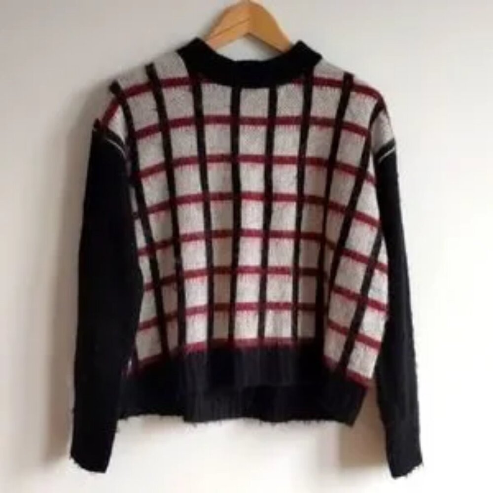 Cozy and Funky Twintip Sweater Size Large